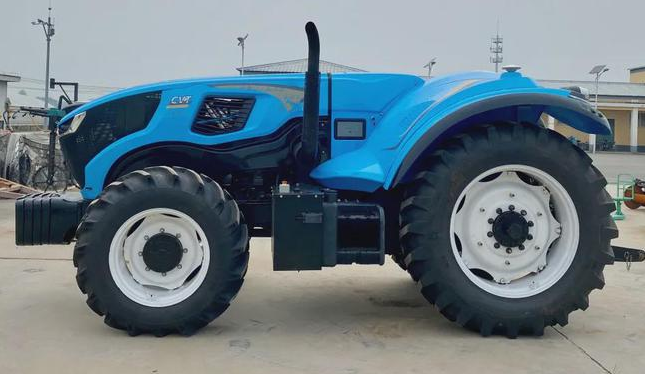 中科原動力：智能無人拖拉機 亮相黑土糧倉科技成果對接會