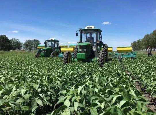 三農(nóng)日?qǐng)?bào)|政策：積極扶持大豆生產(chǎn)；數(shù)據(jù)：國家明確要求發(fā)力農(nóng)業(yè)機(jī)器人