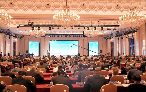 高端農(nóng)機(jī)現(xiàn)代產(chǎn)業(yè)鏈共鏈行動(dòng)大會(huì)成功舉辦，助推農(nóng)機(jī)行業(yè)高質(zhì)量發(fā)展