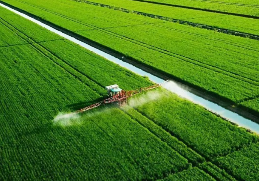 【綠色農(nóng)業(yè)】新質(zhì)生產(chǎn)力驅(qū)動下的綠色農(nóng)業(yè)發(fā)展模式