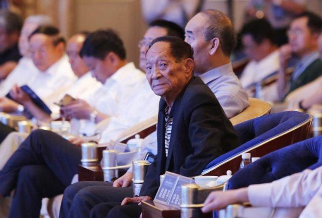 袁隆平2.jpg
