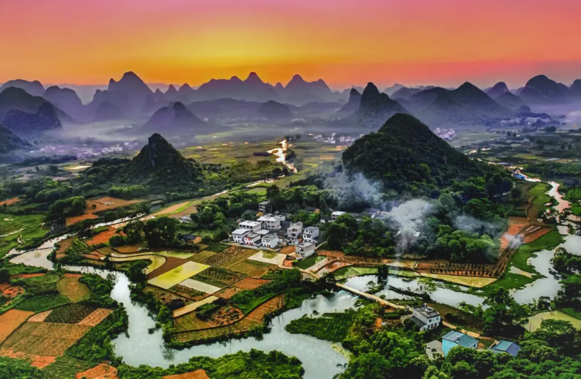 鄉村振興新物種——“網紅村”！