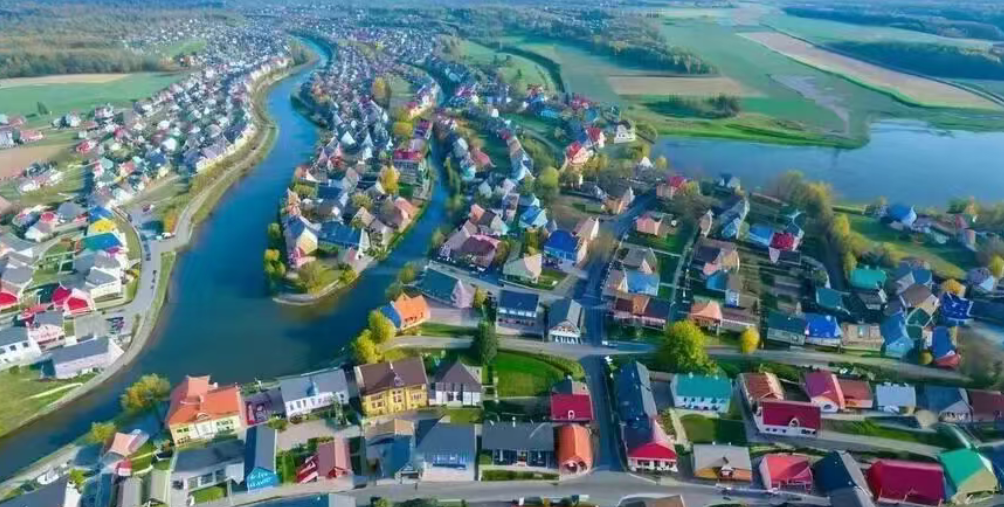 鄉(xiāng)村振興新范式：整村運營，不只是網(wǎng)紅村的流量密碼