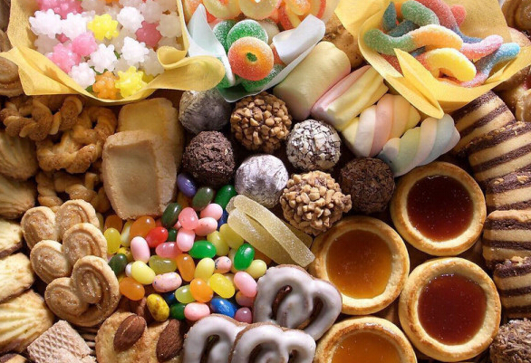 2018年中國休閑食品市場現(xiàn)狀及細分領域發(fā)展趨勢分析