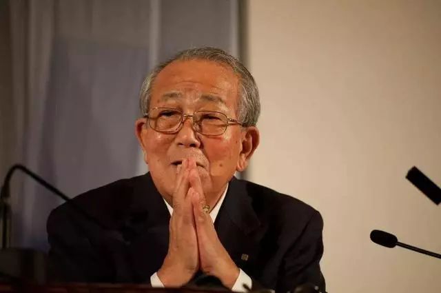 【夜讀】稻盛和夫：我今生所有的經驗，總結起來，不過這36條！講透了管理