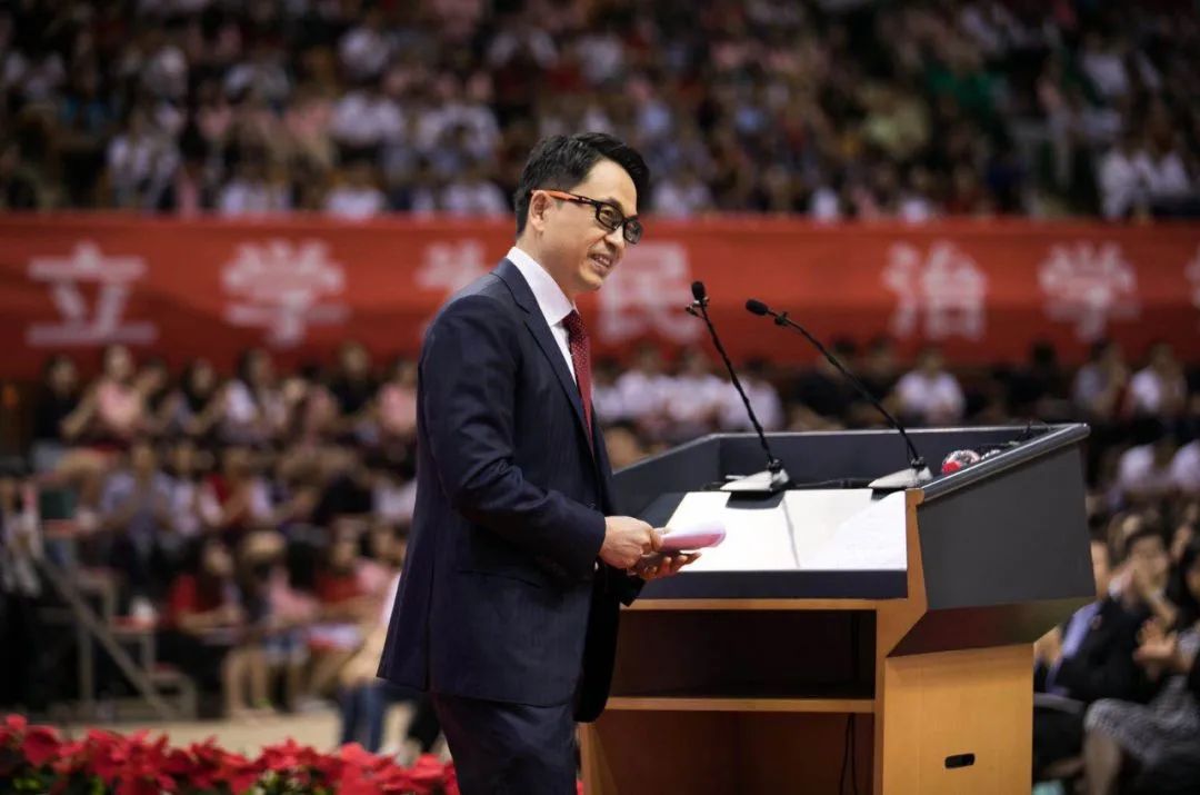 【夜讀】高瓴資本張磊：選擇比努力重要，與誰同行比要去的遠(yuǎn)方重要