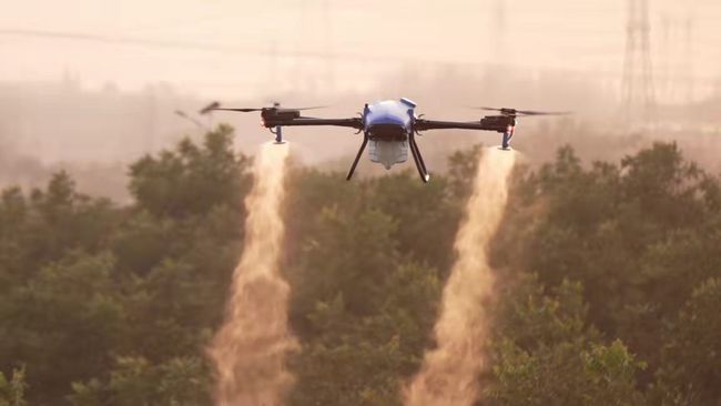 官宣！極目機器人：EA-30X智能無人機新品閃耀亮相，賦能植保行業