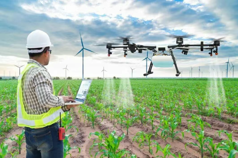 【智慧農(nóng)業(yè)】智能無人機將解決“三農(nóng)”三大痛點！